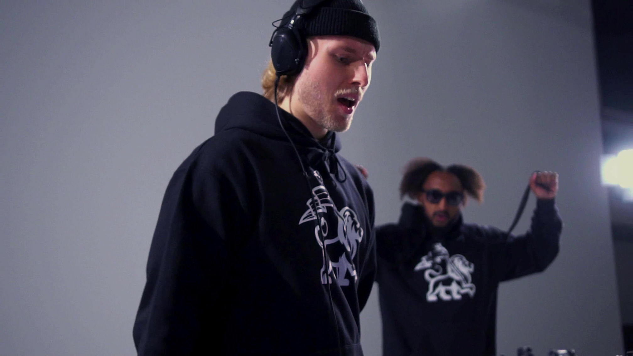 Baus - Videoclip Trailer